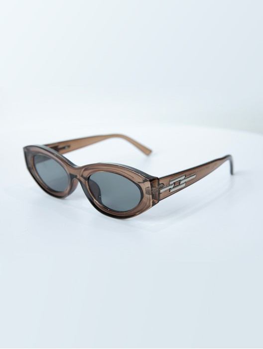 Wide Retro Look Sunglasses