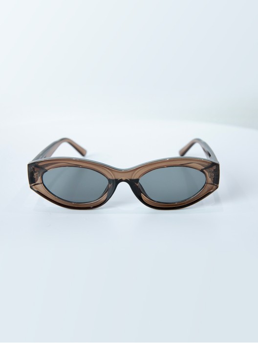 Wide Retro Look Sunglasses