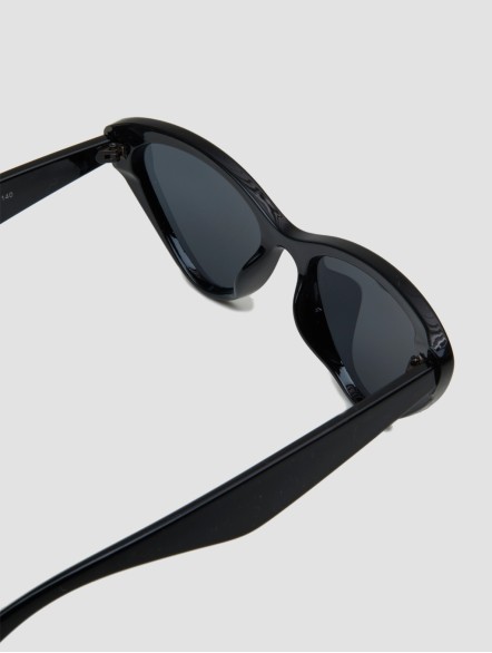 Cat-eye Sunglasses