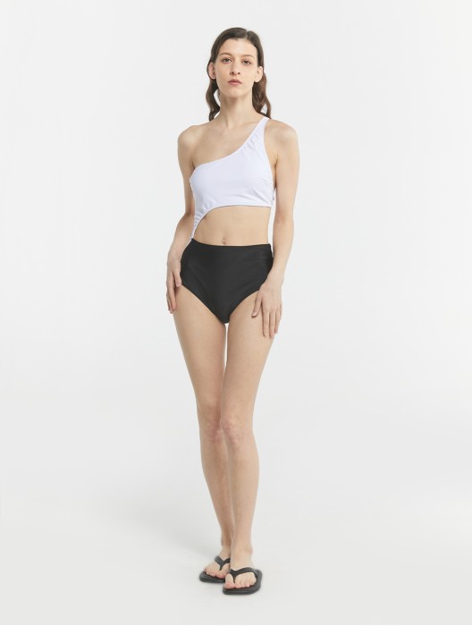 Sloping Shoulder One-Piece Swimsuit