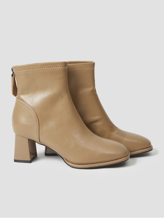 Squared-off Toe Boots
