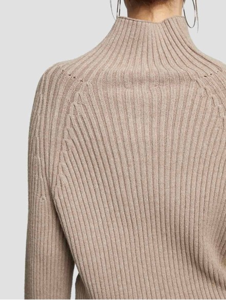 Cropped High-collar Knit Sweater