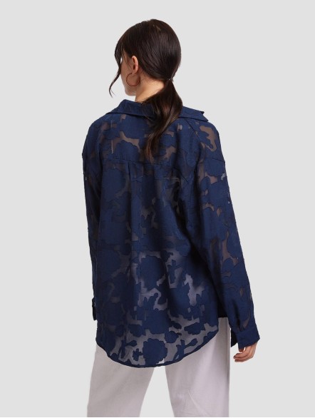 Light Jacquard Long-Sleeve Shirt