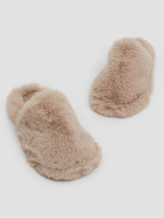 Round-toe Furry Slippers