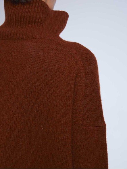 Turtleneck Yak Wool Pullover Sweater